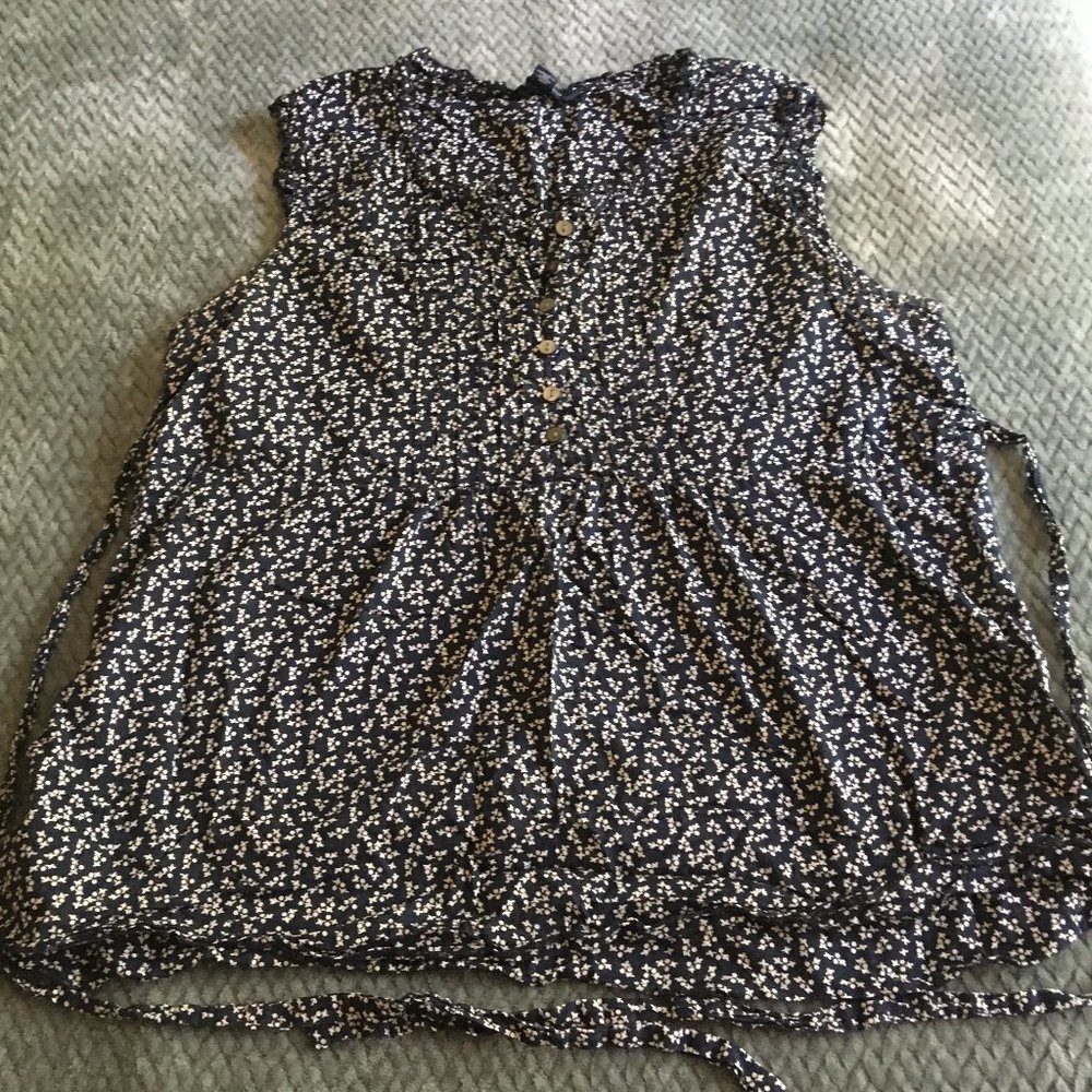 Navy Floral Blouse - Picture 2 of 3